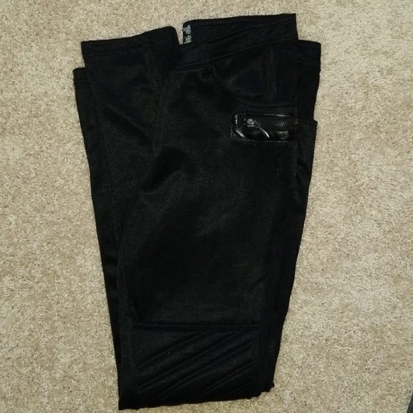 Used Black Sean John Stretch Pants Size Large - Picture 6 of 6